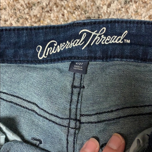 4/27 Jean cuffed shorts - Picture 3 of 3